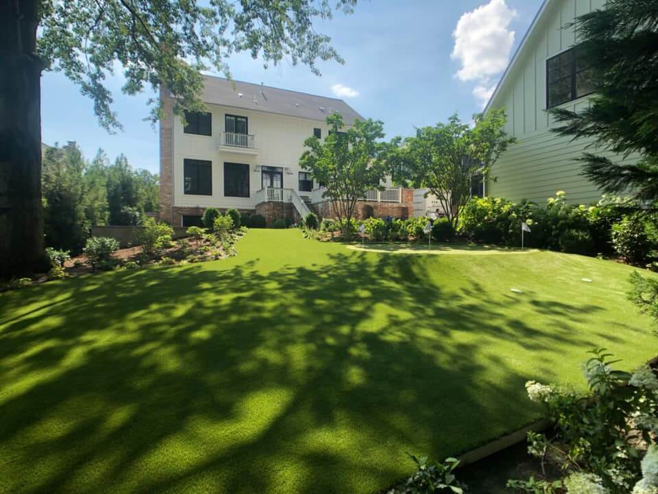 Residential artificial grass lawn from SYNLawn