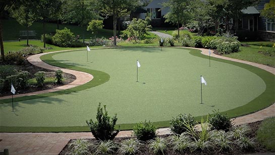 Commercial artificial putting green